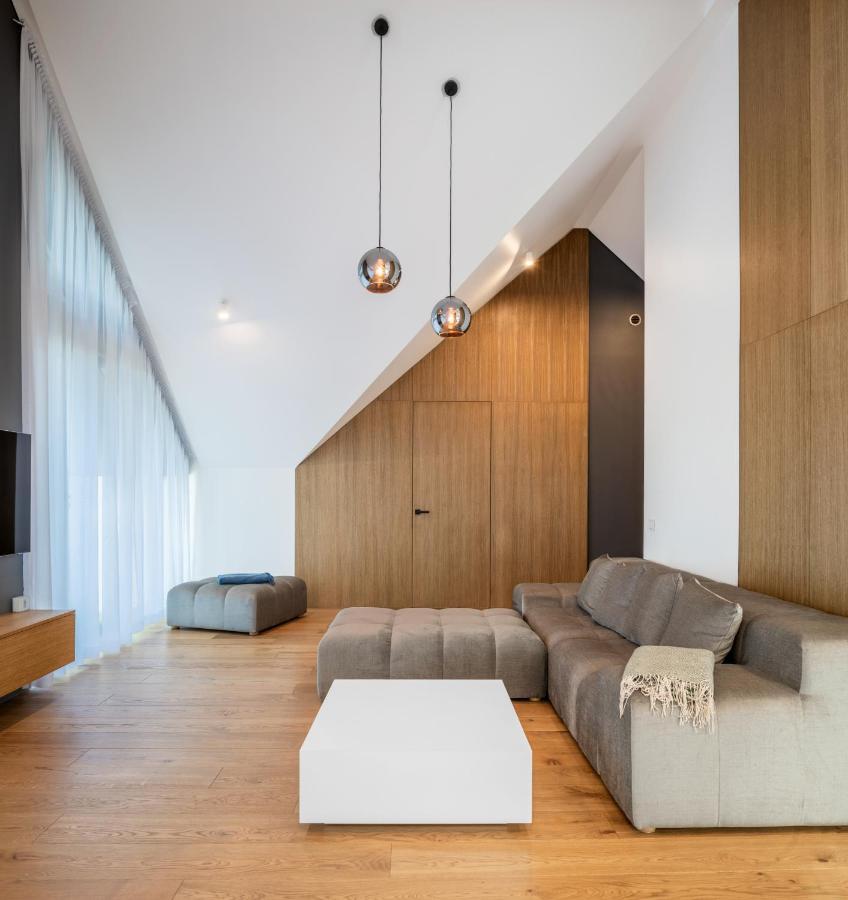 Holidayplus Multiple Apartments, By Cohost พาลังกา ภายนอก รูปภาพ